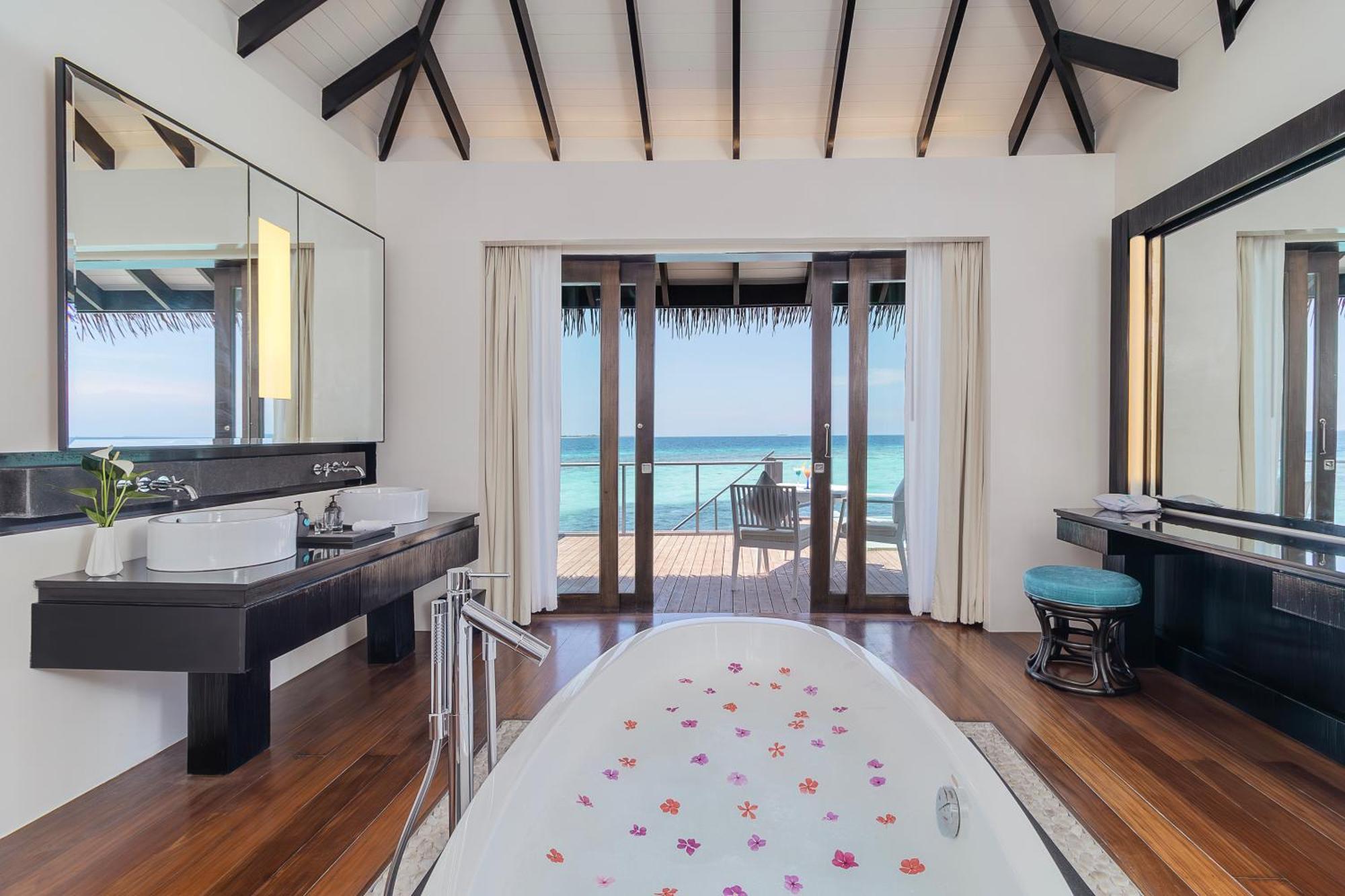 Noku Maldives, Vignette Collection By Ihg, 50 Percent Off Shared Roundtrip Seaplane Transport When You Stay 4 Nights Or More Stay Period Until 23 Dec 2025 (Adults Only) Kudafunafaru Ngoại thất bức ảnh