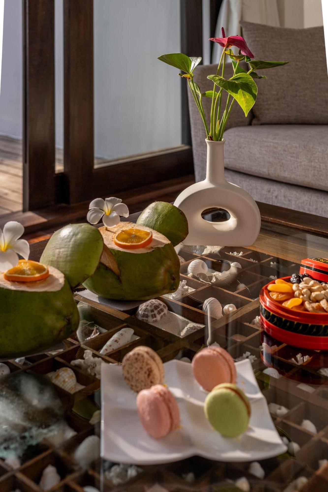 Noku Maldives, Vignette Collection By Ihg, 50 Percent Off Shared Roundtrip Seaplane Transport When You Stay 4 Nights Or More Stay Period Until 23 Dec 2025 (Adults Only) Kudafunafaru Ngoại thất bức ảnh